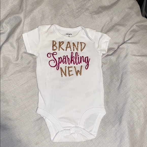 Cute glitter onsie - Picture 1 of 3